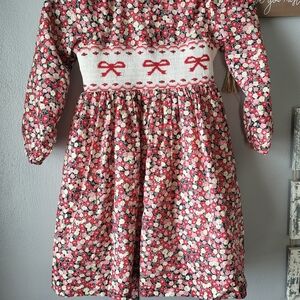Nwot Girls Size 6 Rachel Riley Smocked Bow Floral Dress